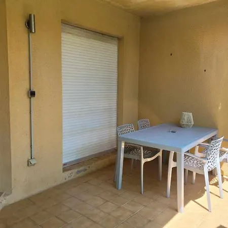Capao Joli 2 Pieces Cabine En Rdc Piscine 1 Ere Ligne Mer Richelieu Cap D'agde Апартаменты