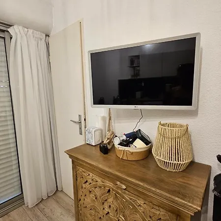 Appartement Capao Joli 2 Pieces Cabine En Rdc Piscine 1 Ere Ligne Mer Richelieu Cap D'agde